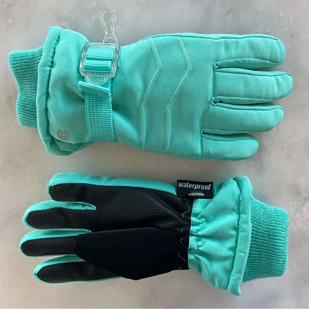Champion kids aqua waterproof ski and snowboard gloves. 4-7